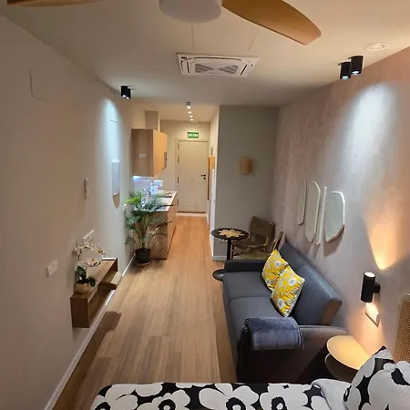 Lhome Queen's Leonor Apartment Sevilla
